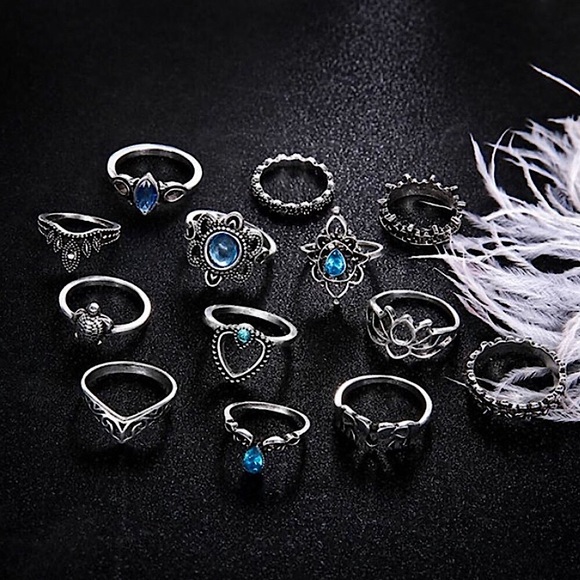 Silver & blue crystal ring set (13 rings) - Picture 4 of 8